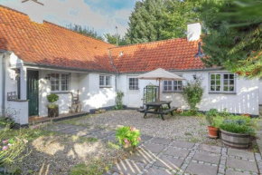 The Guest House, Snekkersten